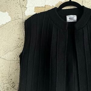 Vtg Sweater Vest College Point Black Classic Ribbed Knit USA‎ Made Minimalist L